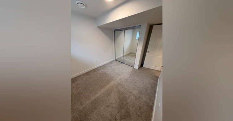4631 177 Avenue Nw, Edmonton, AB, T5Y 4B7 - 4