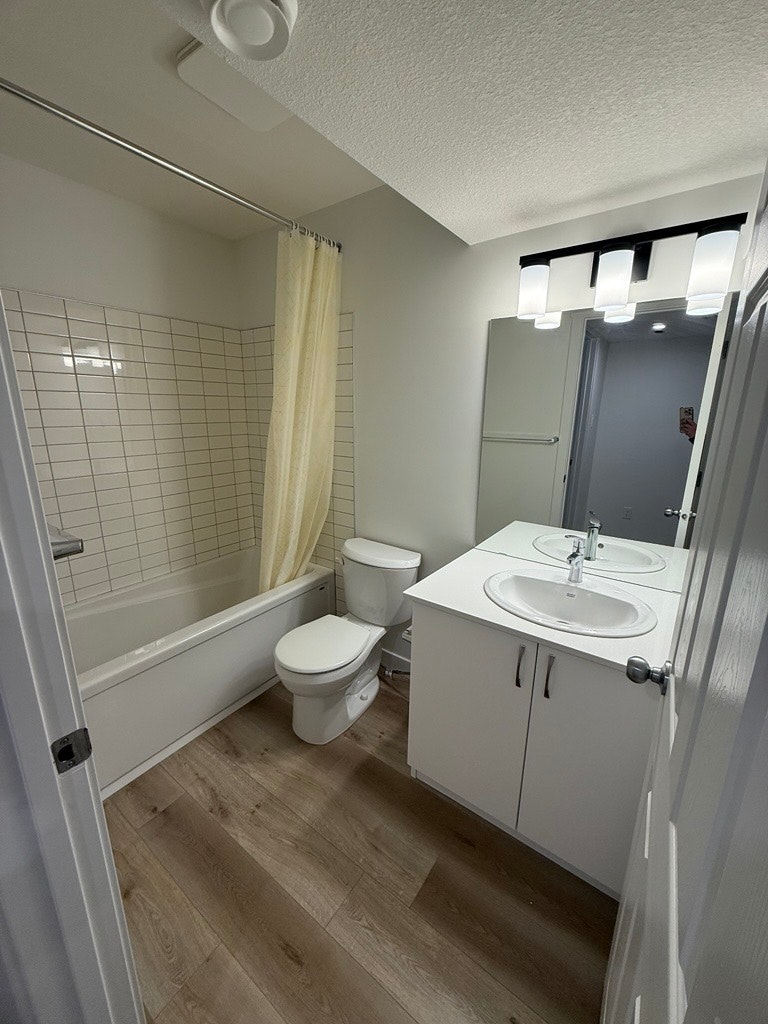 4631 177 Avenue Nw, Edmonton, AB, T5Y 4B7 - 8