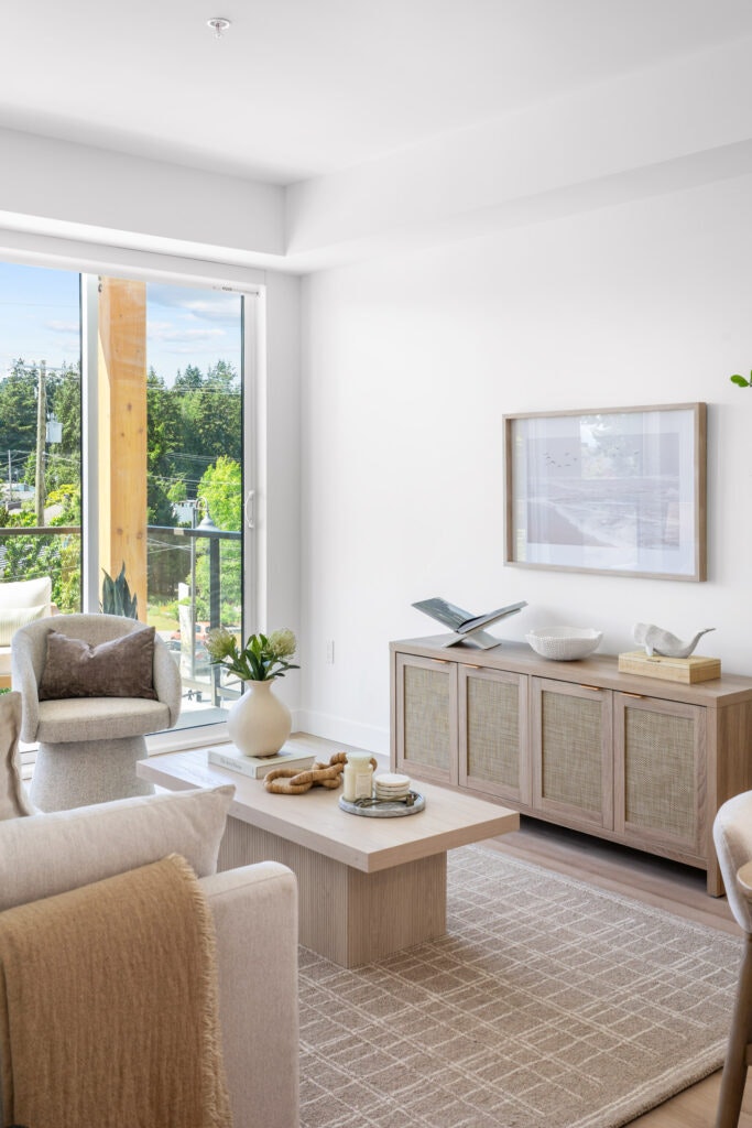 211-5528 Inlet Avenue, Sechelt, BC, V7Z 0P6 - 4