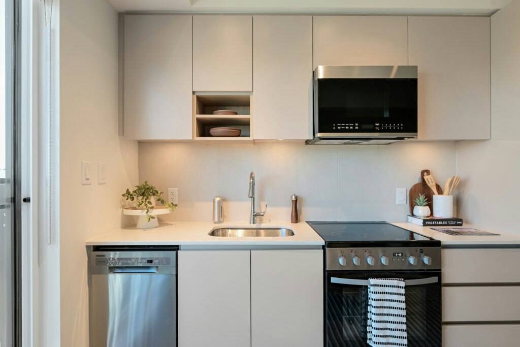 C-217-635 Chatham Street, Victoria, BC, V8T 0G4