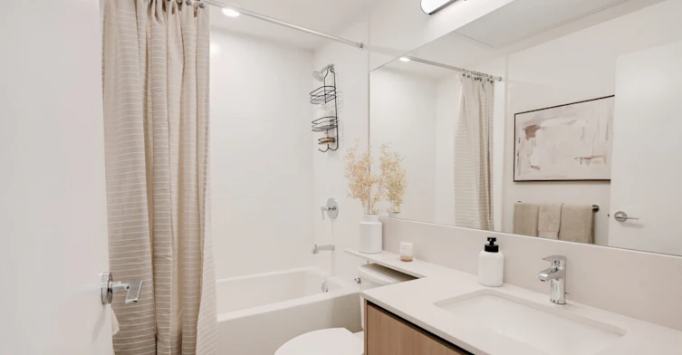 C-217-635 Chatham Street, Victoria, BC, V8T 0G4 - 13