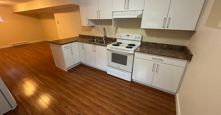 1696 Sugarpine Court, Coquitlam, BC, V3E 3N7 - 3