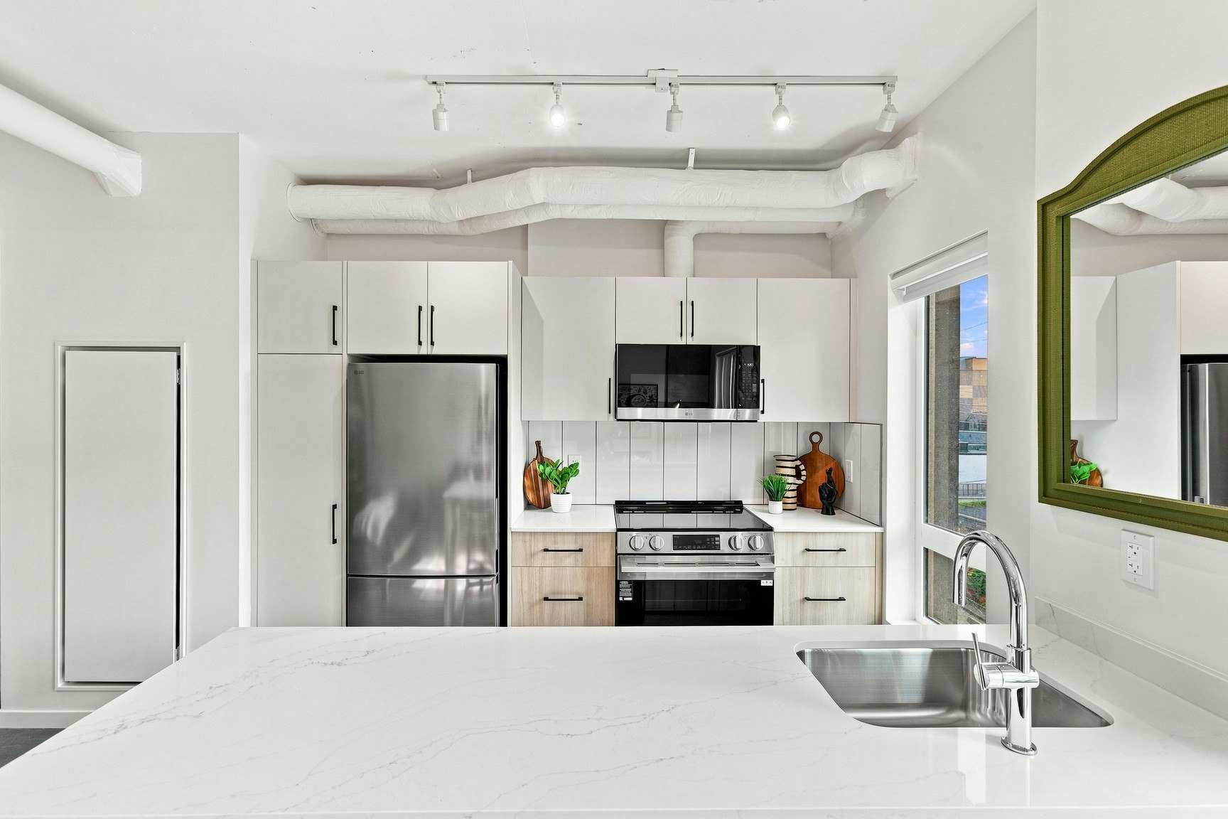 0311-301 9a Street NW, Calgary, AB, T2N 5B1 - 24