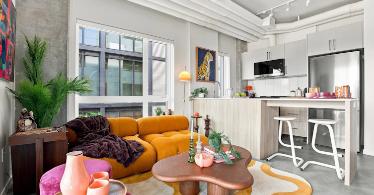 0311-301 9a Street NW, Calgary, AB, T2N 5B1 - 2