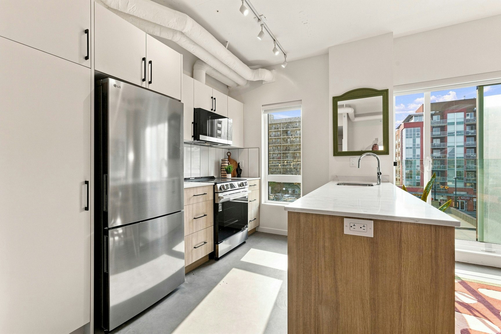 0409-301 9a Street NW, Calgary, AB, T2N 5B1 - 23