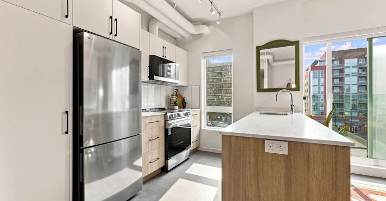 0810-301 9a Street NW, Calgary, AB, T2N 5B1 - 23