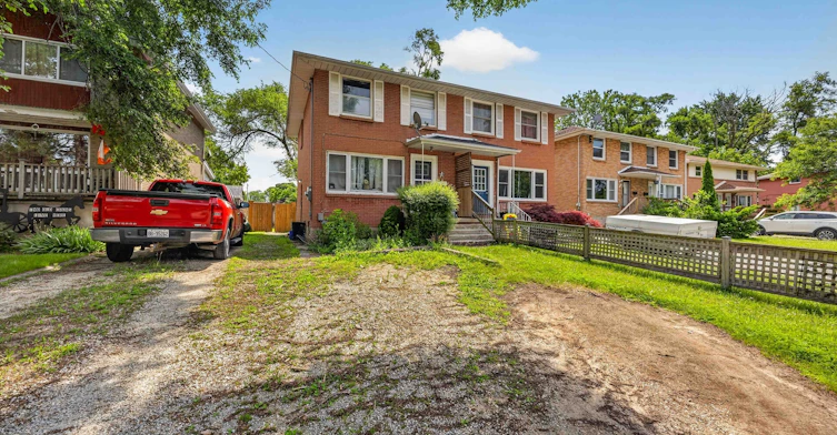 772 Netherlands Place, Sarnia, ON, N7S 2W4