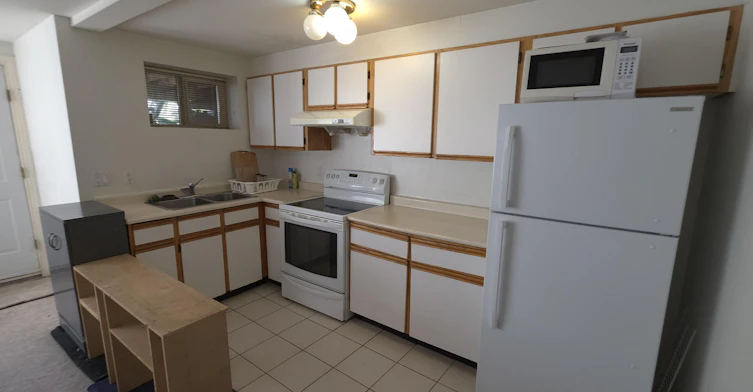 6785 Hersham Avenue, Burnaby, BC, V5E 3K7