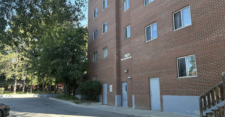 1-3025 The Credit Woodlands, Mississauga, ON, L5C 2V3 - 4