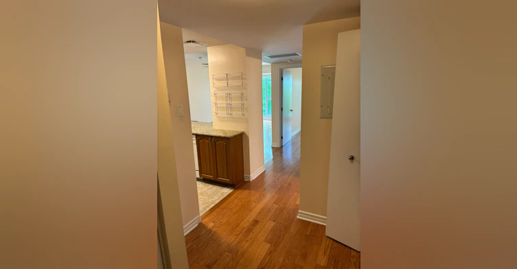 311-250 Lett Street, Ottawa, ON, K1R 0A7 - 4
