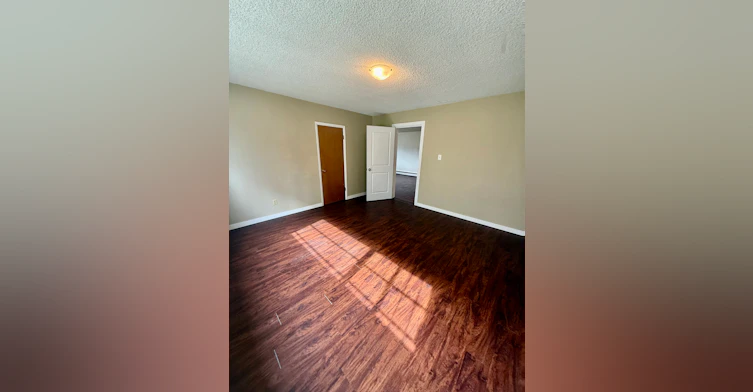 102-11610 124 Street, Edmonton, AB, T5M 0K7 - 10