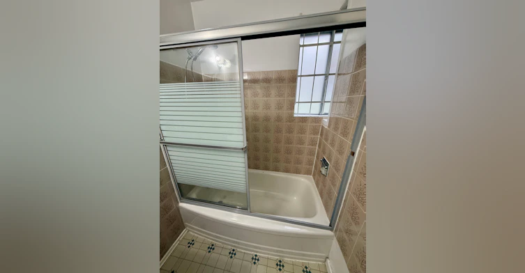 102-11610 124 Street, Edmonton, AB, T5M 0K7 - 5