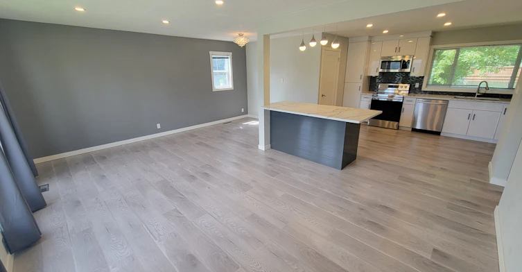 8510 152 Street Northwest, Edmonton, AB, T5R 1L5 - 3