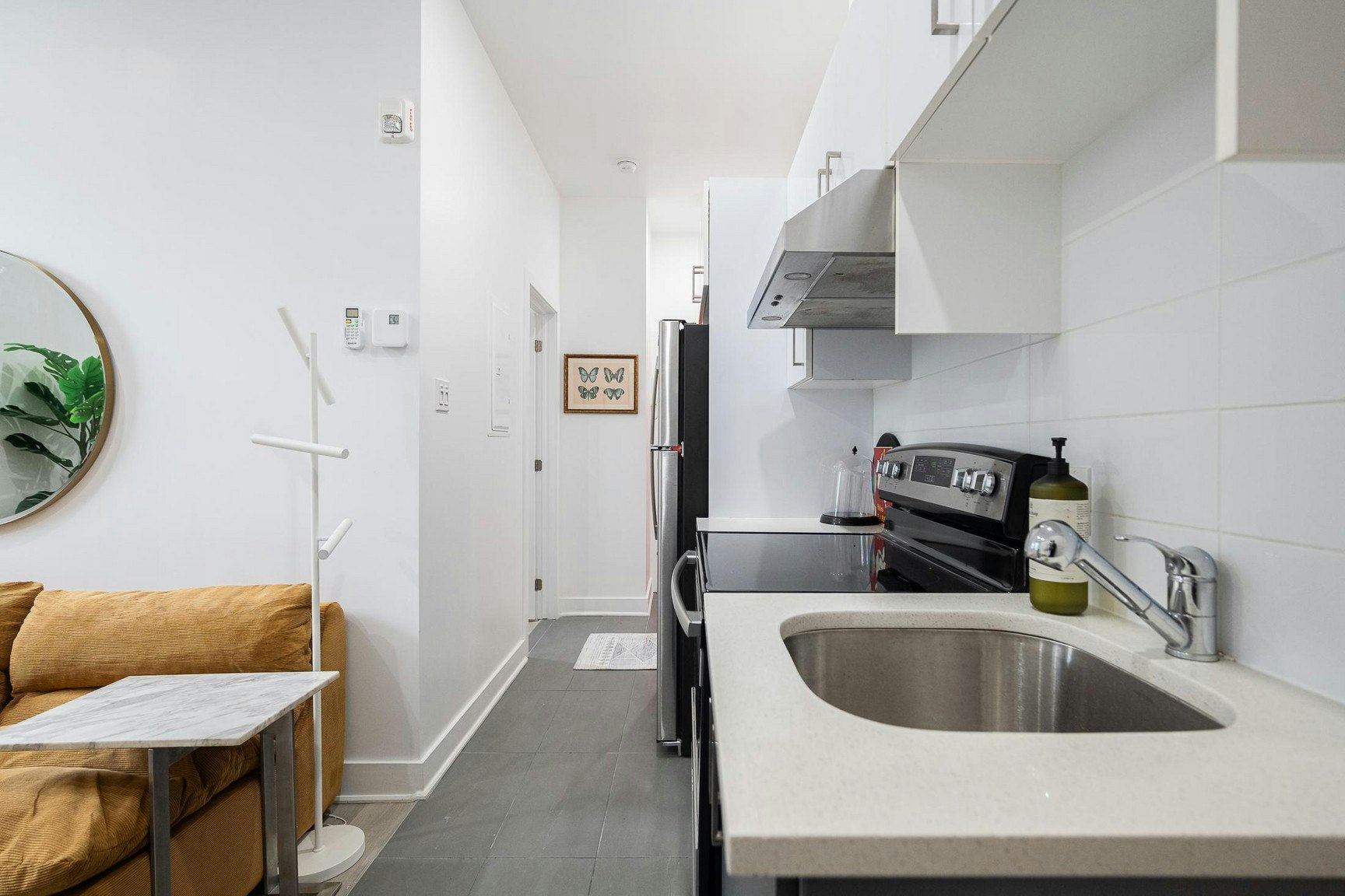 202-2238 Du Souvenir Rue, Montréal, QC, H3H 1S1 - 2