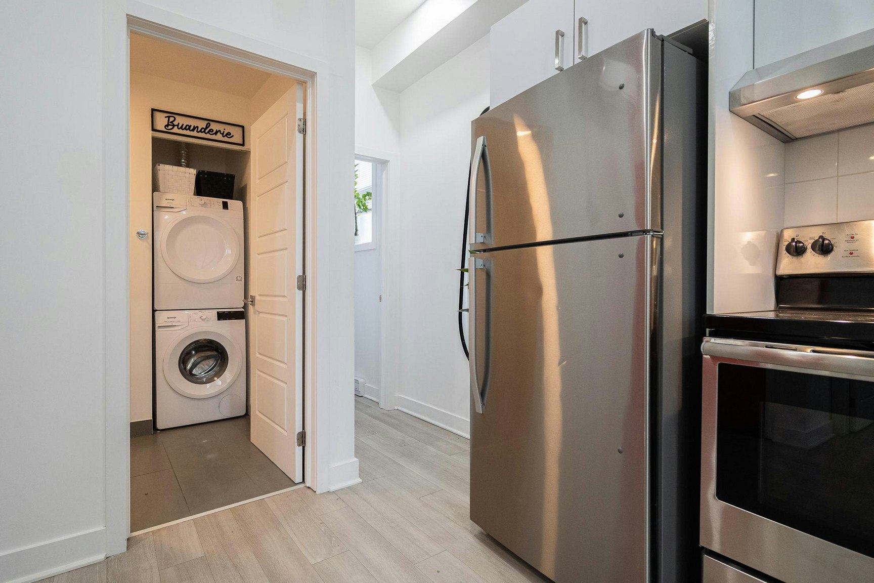 201-2238 Du Souvenir Rue, Montréal, QC, H3H 1S1 - 3