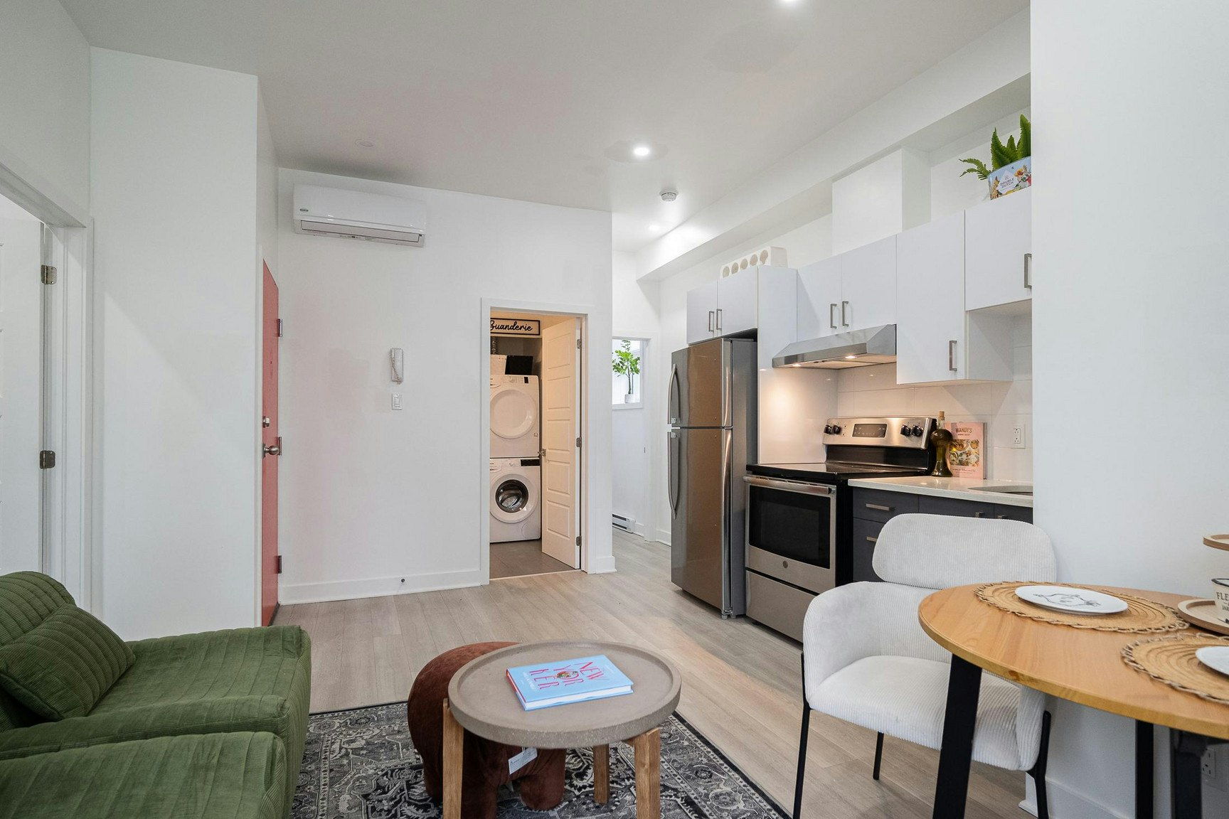 201-2238 Du Souvenir Rue, Montréal, QC, H3H 1S1 - 4