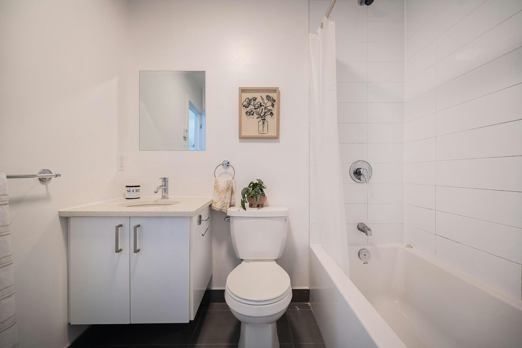 201-2238 Du Souvenir Rue, Montréal, QC, H3H 1S1 - 16
