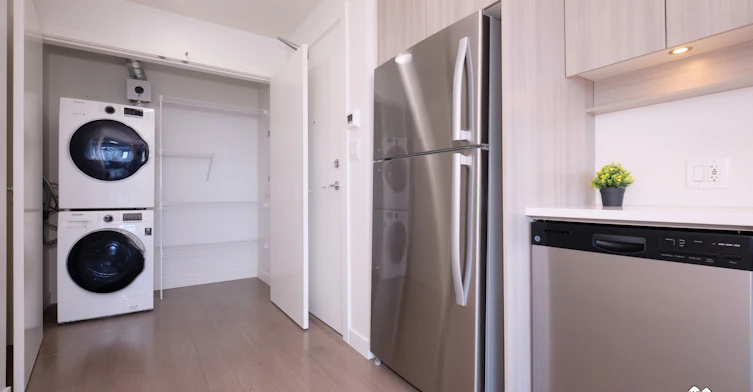 13308 Central Avenue, Surrey, BC, V3T 0M4 - 4