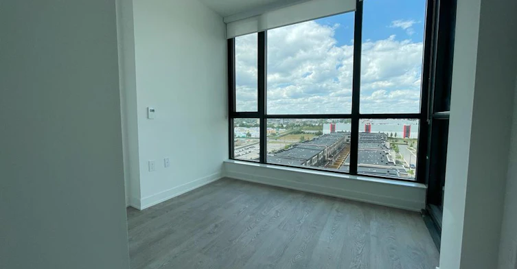 04-120 Eagle Rock Way, Vaughan, ON, L6A 5C9 - 5