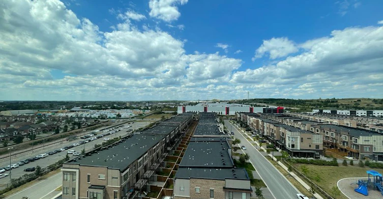 04-120 Eagle Rock Way, Vaughan, ON, L6A 5C9 - 14