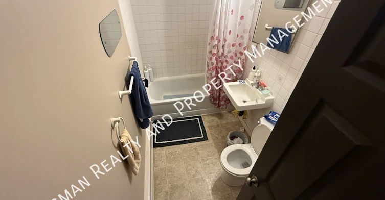 9-1650 Alexandra Street, Regina, SK, S4T 4P1 - 2