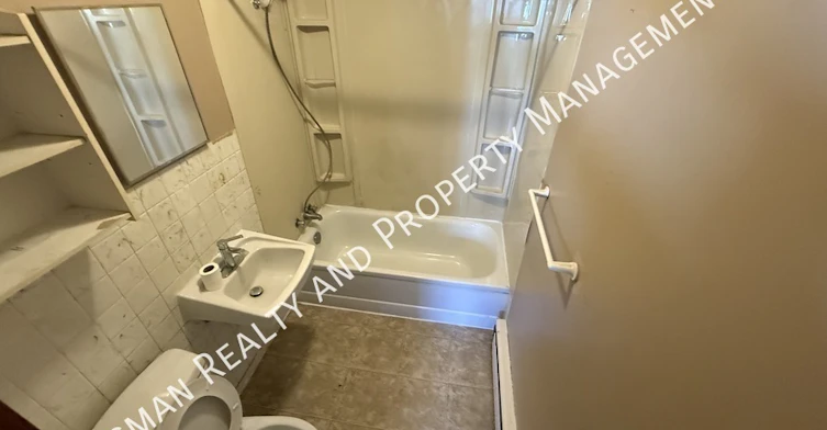 11-1650 Alexandra Street, Regina, SK, S4T 4P1 - 3