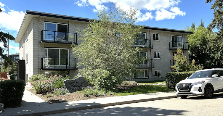 1717 Westmount Road Nw, Calgary, AB, T2N 3M4 - 10