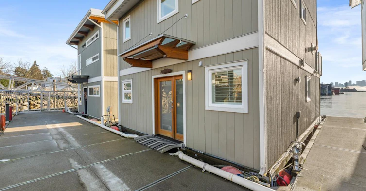 415 Esplanade Avenue, North Vancouver, BC, V7M 1G6 - 26