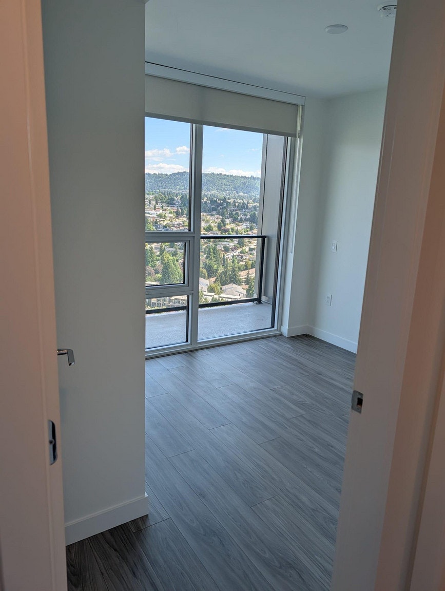 2135 Springer Avenue, Burnaby, BC, V5B 0C1 - 8