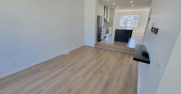 17252 2 Street NW, Edmonton, AB, T5Y 4G5 - 4