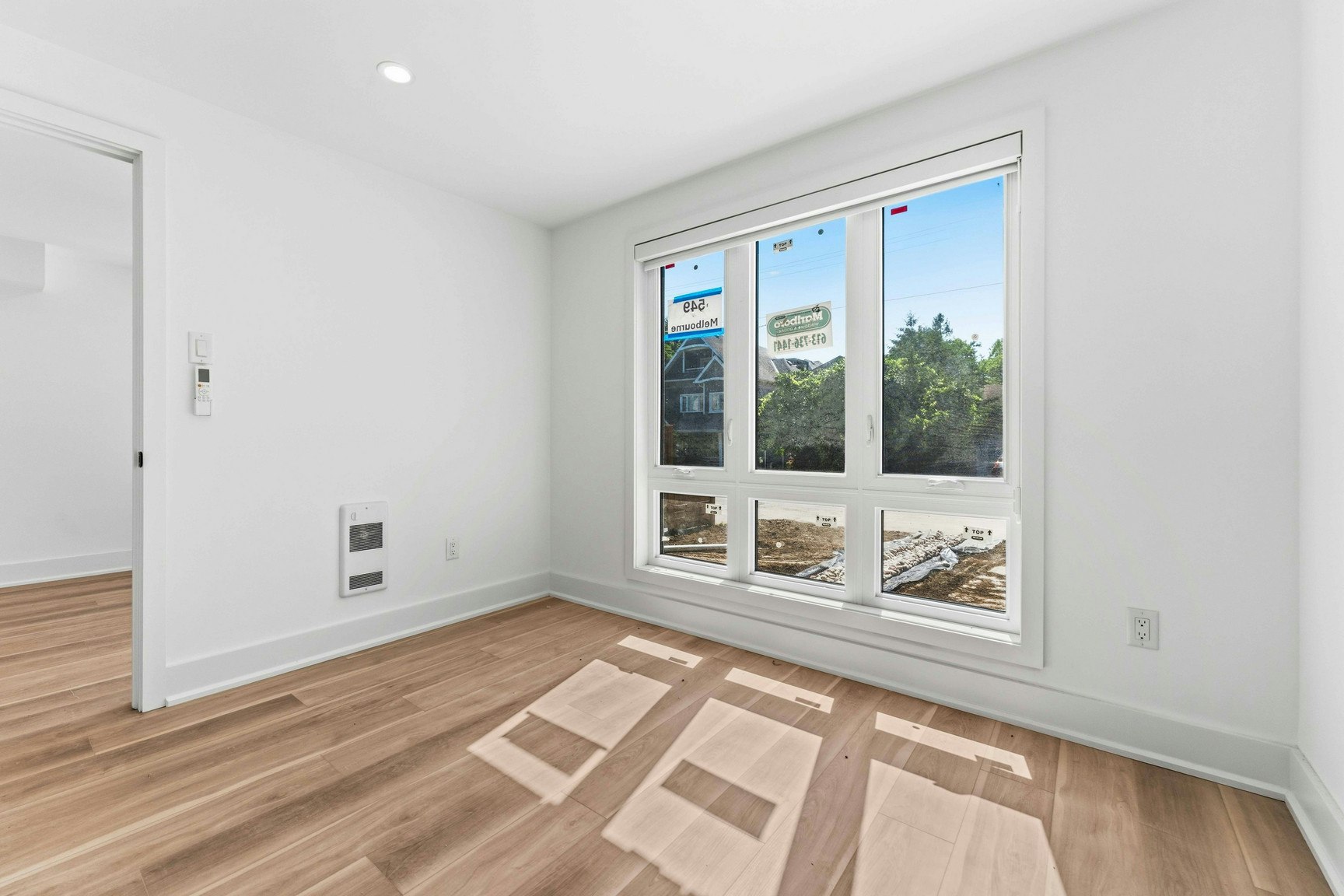 547 Melbourne Avenue, Ottawa, ON, K2A 0M5 - 8