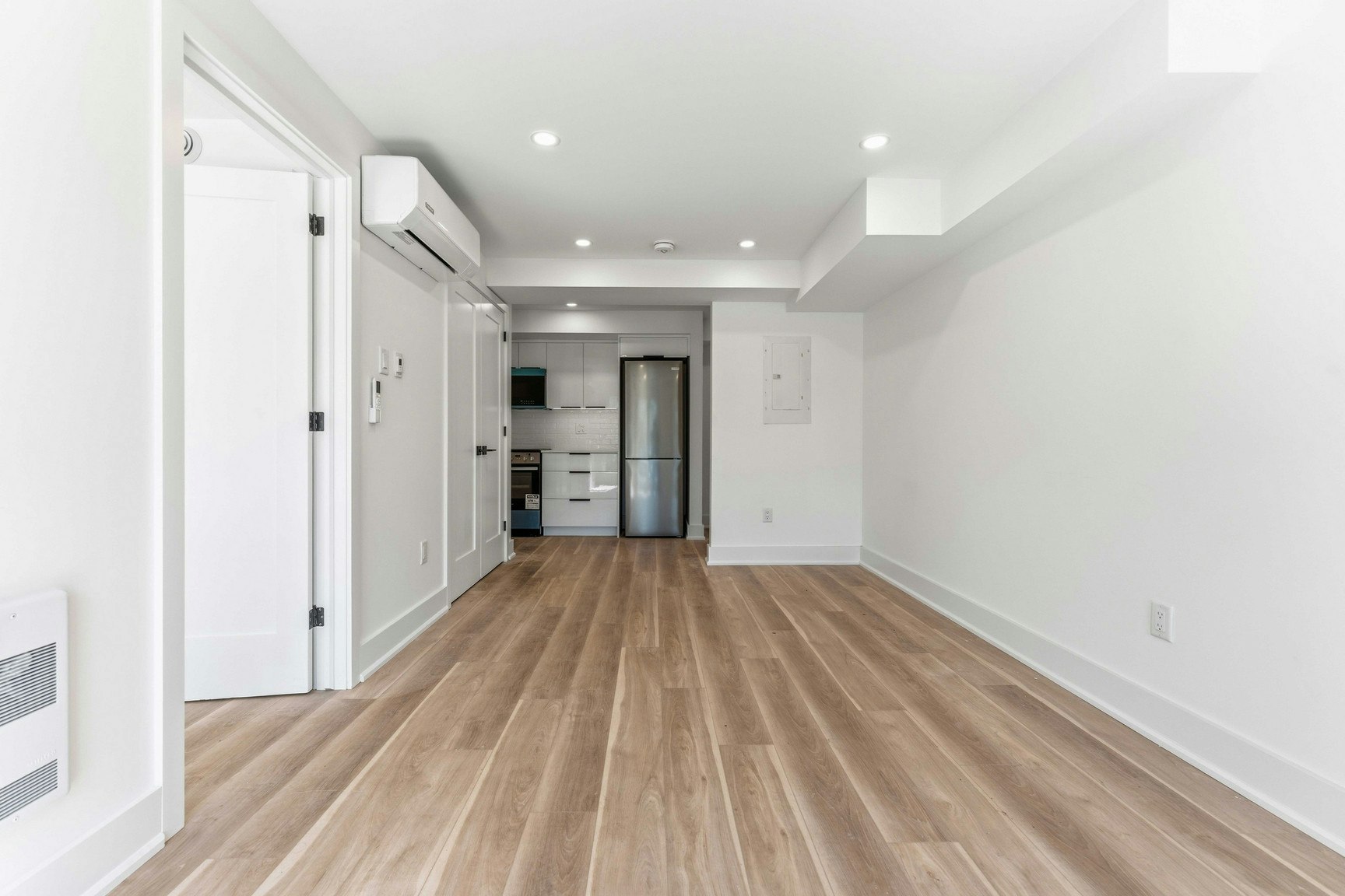 547 Melbourne Avenue, Ottawa, ON, K2A 0M5 - 5