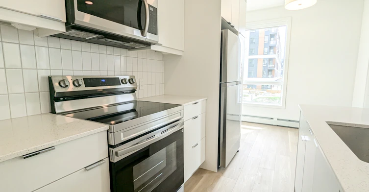 1202-8500 19 Avenue Southeast, Calgary, AB, T2A 7W8 - 4