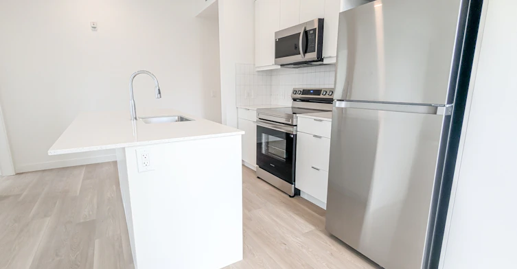 1202-8500 19 Avenue Southeast, Calgary, AB, T2A 7W8 - 6