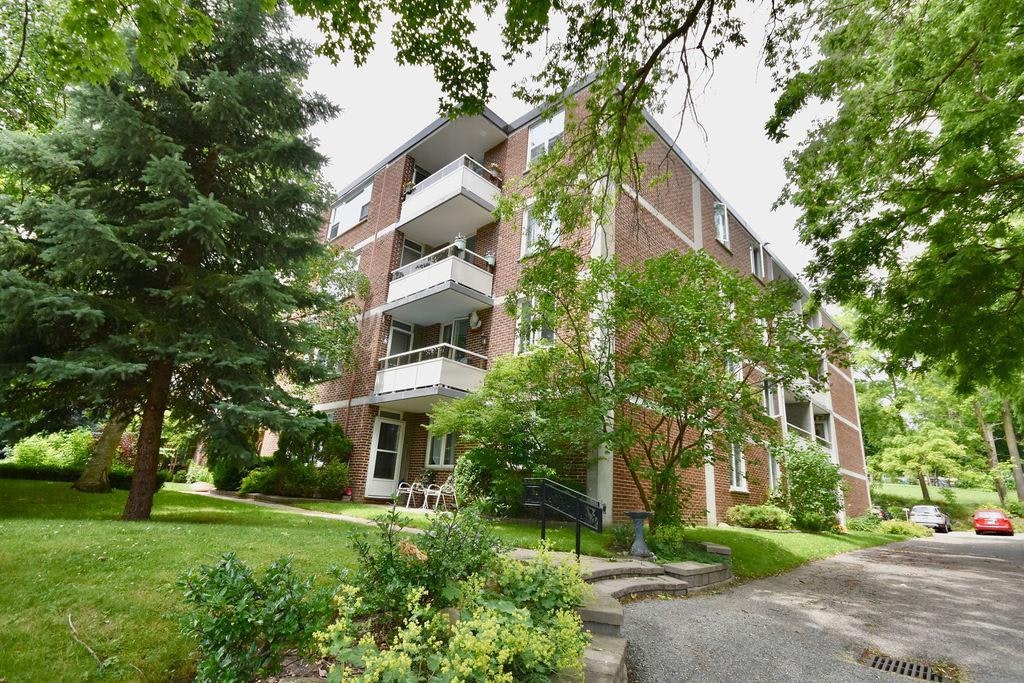 45-2 Grove Street East, Barrie, ON, L4M 2N5 - 21