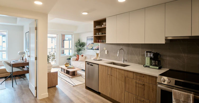 102-A-2043 Old Dollarton Road, North Vancouver, BC, V7H 1A7 - 6