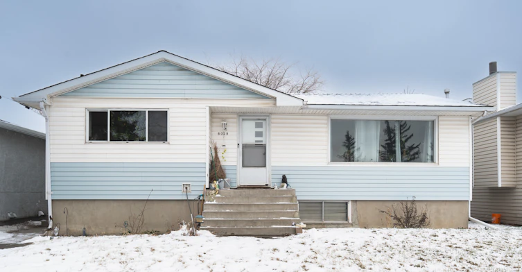 Upper-6039 18a Street Southeast, Calgary, AB, T2C 0M9 - 13