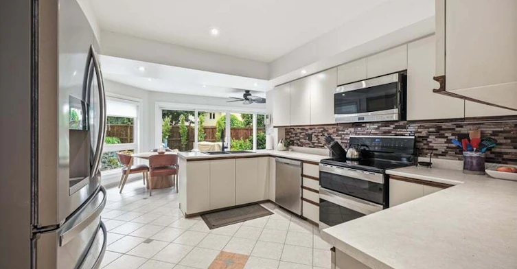 766 Lalande Terrace, Ottawa, ON, K4A 2M3 - 3