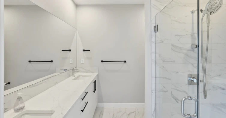 8161 8 Avenue Southwest, Calgary, AB, T3H 6H9 - 17