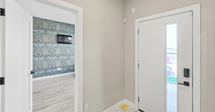 8161 8 Avenue Southwest, Calgary, AB, T3H 6H9 - 2
