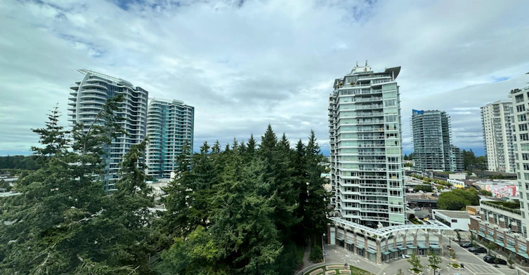 15165 Thrift Avenue, Surrey, BC, V4B 3Z4 - 11