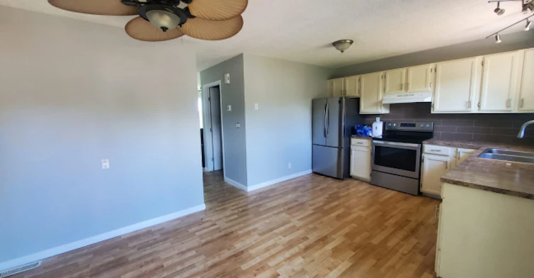 51 Westview Drive, Sylvan Lake, AB, T4S 1J1 - 4