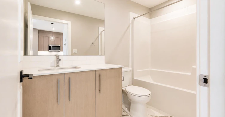 2415 / 2413-265 Wolf Willow Boulevard Southeast, Calgary, AB, T2X 6R2 - 16