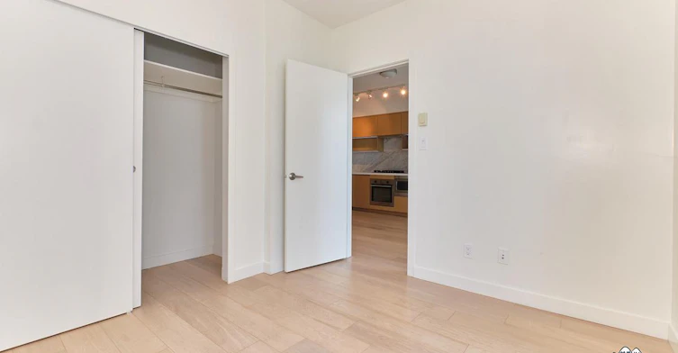 6588 Nelson Avenue, Burnaby, BC, V5H 0E8 - 12