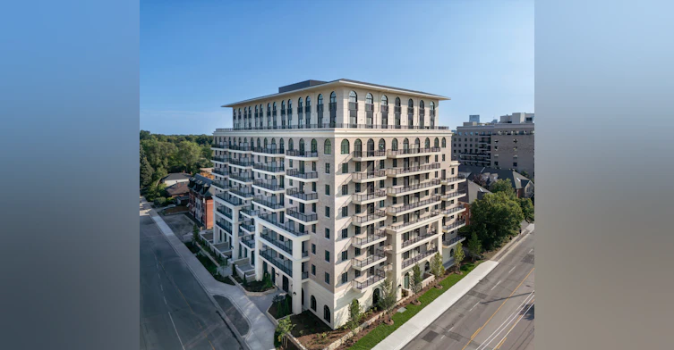101-38 Earlington Avenue, Toronto, ON, M8X 2N5