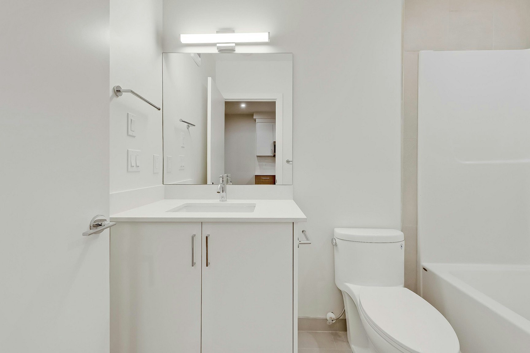 3408 37 Street Southwest, Calgary, AB, T3E 3C1 - 12