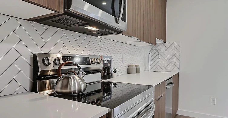 3408 37 Street Southwest, Calgary, AB, T3E 3C1 - 9
