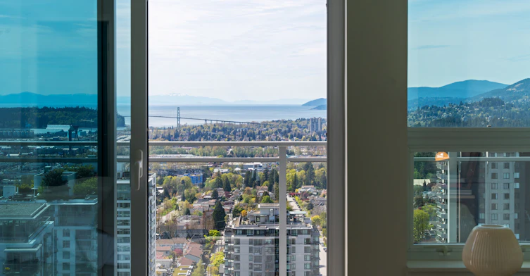 125 East 14th Street, North Vancouver, BC, V7L 0E6 - 24