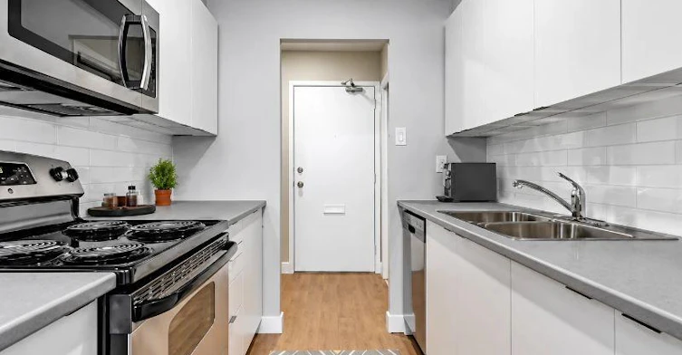 0305-797 Jane Street, Toronto, ON, M6N 4B8 - 4