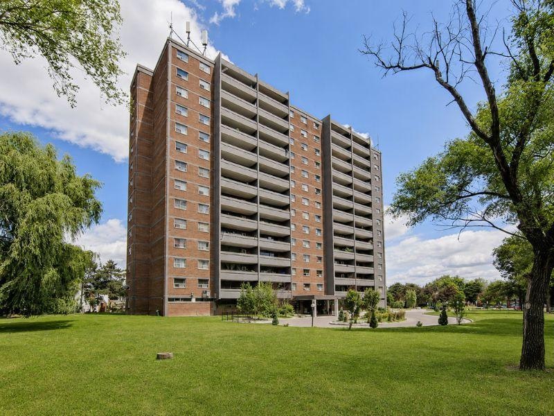 0205-50 Driftwood Avenue, Toronto, ON, M3N 2M6